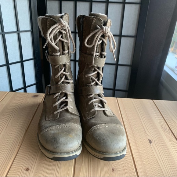 LL Bean Park Ridge Lace up Boots - Picture 3 of 7